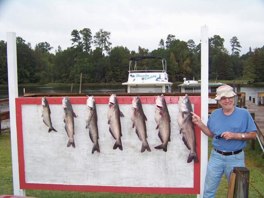 Mr. Scott Felder was back with another crew and 20mph+ winds.  We managed to hide and catch a few!   10-11-08