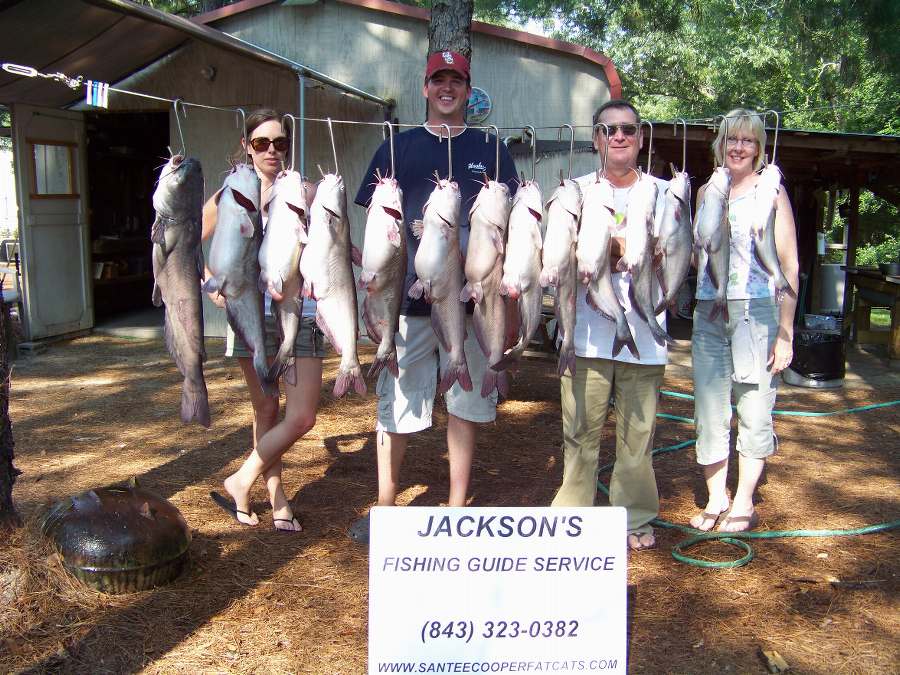 Amber, David, Tom and Gail show off their days catch!
6-1-08