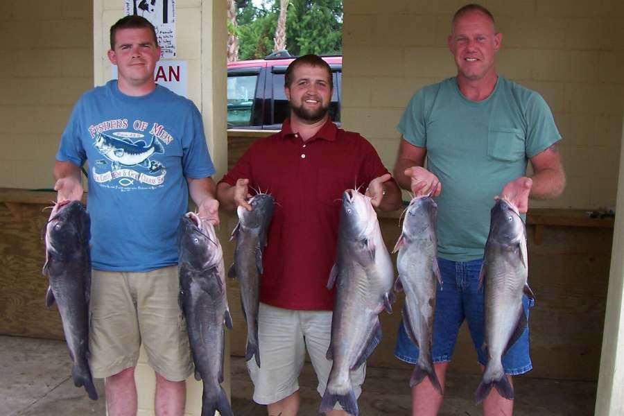 JASON, JACOB, AND TIM MANAGED TO GET SOME NICE ONES TO THE BOAT ON 7-26-08.